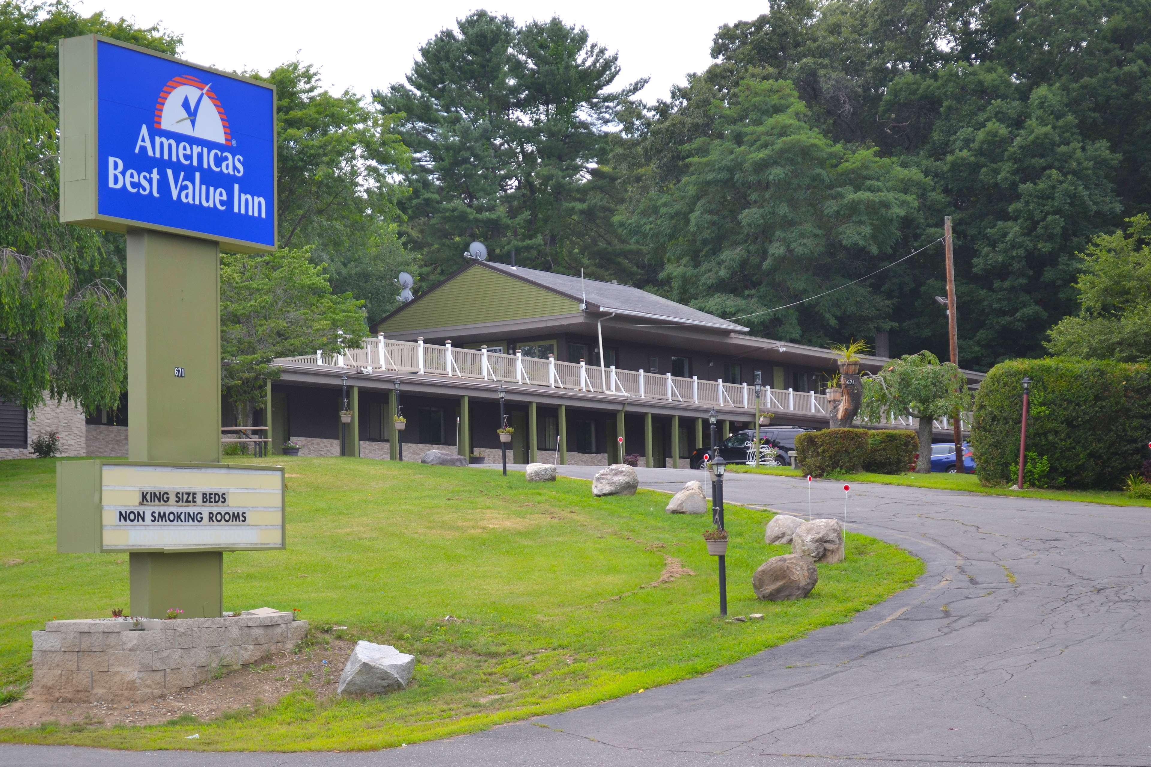 Movenpick Hotel Auckland Exterior photo Americas Best Value Inn in New Hampshire