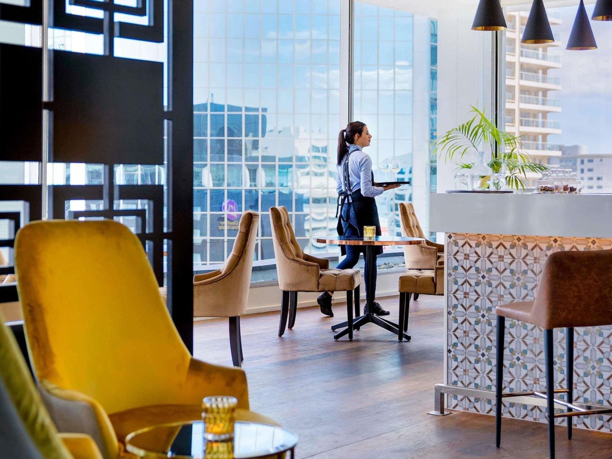 Movenpick Hotel Auckland Exterior photo